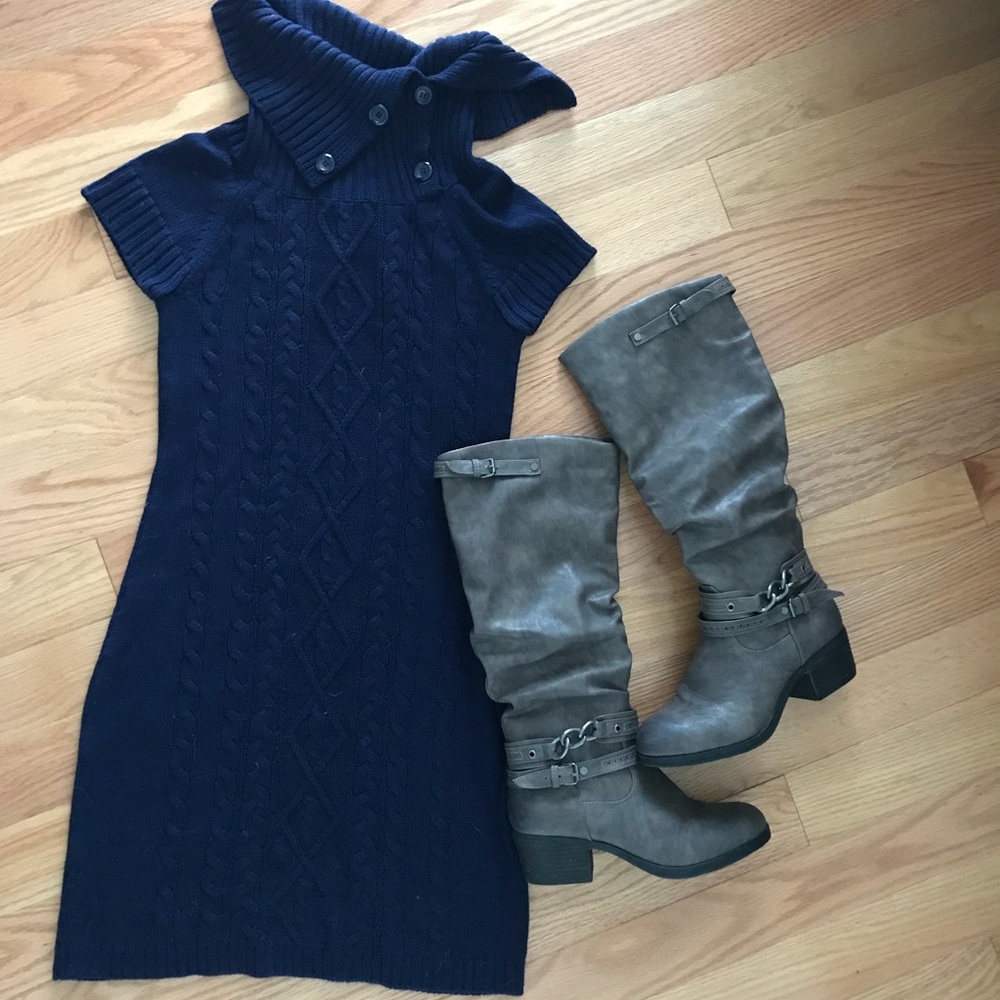 Calvin Klein short-sleeve sweater dress